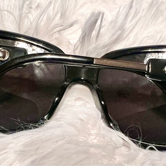 Vintage Burberry Sunglasses Black with Black Lenses main image 7